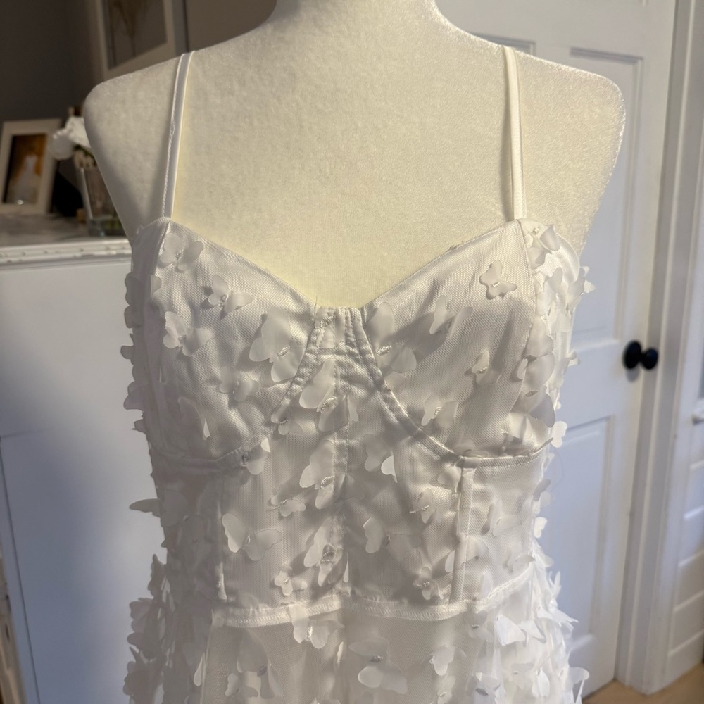 Lulu's Time To Fly Midi Dress - Picture 4 of 7